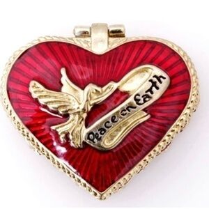 Peace on Earth Heart Holiday Keepsake Box
